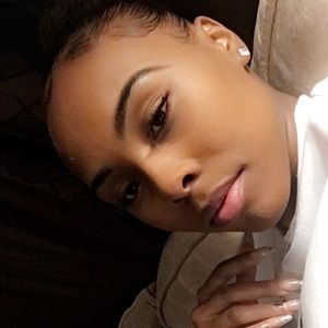 Meet your Posher, Blu